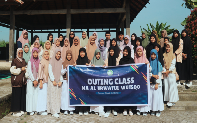 OUTING CLASS MA AL URWATUL WUTSQO KELAS XIIA PUTRI